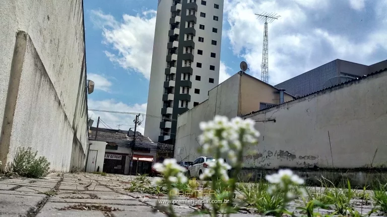 Imagem TERRENO A VENDA NO CENTRO