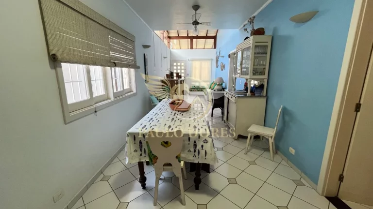 Imagem CASA A VENDA NO CENTRO DE UBATUBA S/P