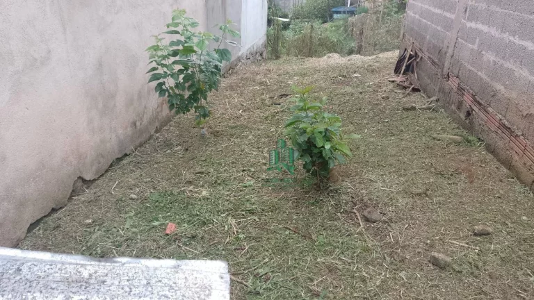 Imagem Terreno à venda, 271 m² por R$ 170.000,00 - Pedreira - Arujá/SP