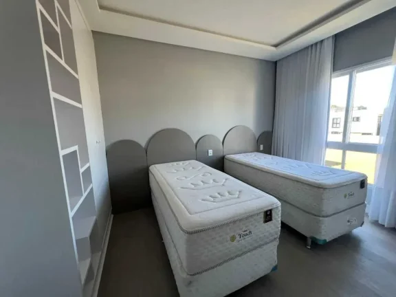 Imagem Casa alto padrão em condomínio com 4 suítes sendo 2 demi e 1 master em Camboriú