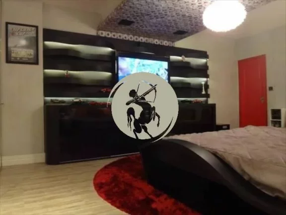 Imagem APARTAMENTO COM VISÃO LATERAL PARA O MAR, MODERNIZADO, COM CONCEITO DE AMBIENTES INTEGRADOS. SALA D...