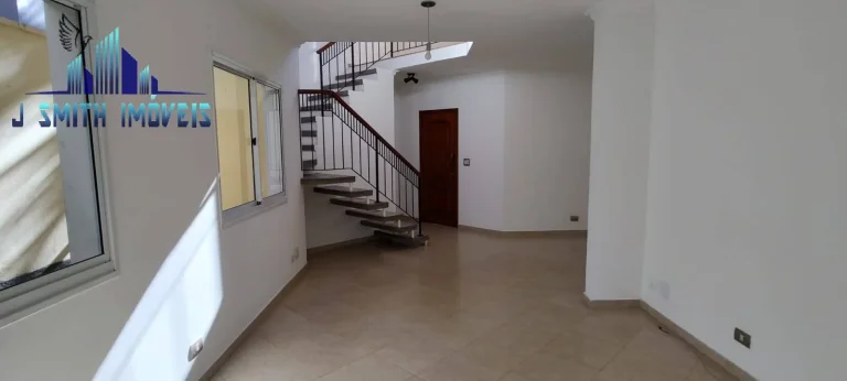 Imagem CASA ISOLADA 3 DORMS (1 SUÍTE), 2 VAGAS. QUINTAL, GOURMET, VAGAS VISITANTES