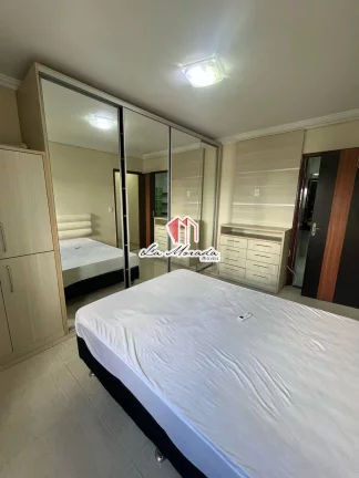 Imagem Residencial Felini - Vieiralves, 5Qtos, 2 vgs soltas, 150m², Oportunidade!