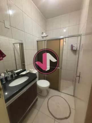 Imagem Casa Térrea à Venda  Centro Sul  Várzea Grande/MT Imóvel espaçoso, ideal para quem busca co...