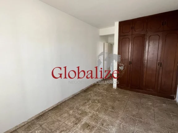 Imagem Ótimo apartamento de 3 dormitórios com suíte com vista lateral para o mar no bairro da Ponta da Praia em Santos (SP) por R$.900.000,00 !