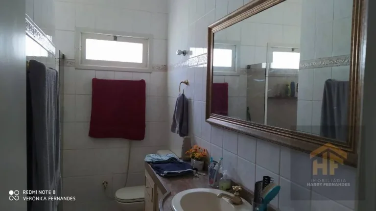 Imagem Casa de 250m² à venda, com 3 quartos (1 suíte), localizada no Sítio dos Pintos, Recife - Pernambuco.