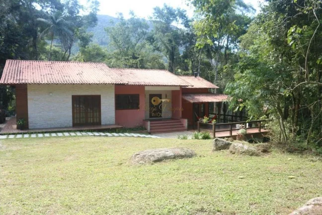 Imagem Casa em Condomínio para Venda em Teresópolis / RJ no bairro Quebra Frascos