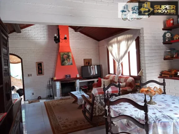 Imagem Casa Padrão para Venda em Laranjal Pelotas-RS - 2215
