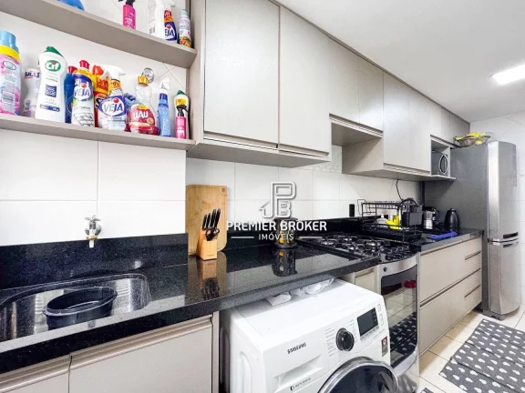 Imagem Apartamento com 2 dormitórios à venda, 49 m² por R$ 275.000,00 - Pimenteiras - Teresópolis/RJ