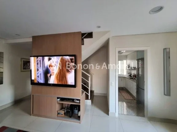 Imagem Excelente cobertura duplex, com área gourmet e hidromassagem. O imóvel possui sala para dois ambie...
