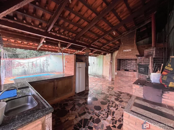 Imagem Casa à Venda no Bairro Nossa Senhora de Fátima – 3 Quartos, Área Gourmet e 400 m² de Terreno! R$ 380 mil