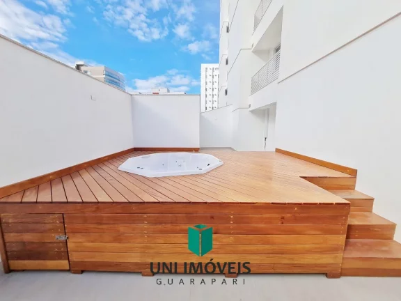 Imagem Apartamento 02 quartos com área lateral privativa e lazer na cobertura a venda na Praia do Morro