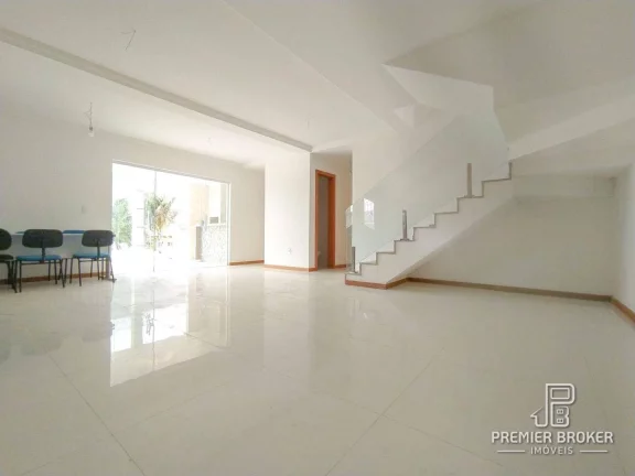 Casa à venda, 250 m² por R$ 990.000,00 - Vargem Grande - Teresópolis/RJ