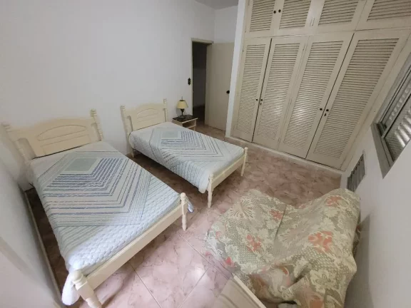 Imagem APARTAMENTO AMPLO 100 METROS DA PRAIA