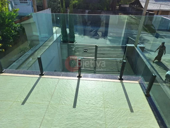 Imagem Casa triplex independente, 3 quartos, vista para lagoa, Pontinha - Araruama