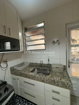 Imagem Este charmoso sobrado, totalmente planejado e recém reformado, oferece conforto e praticidade para ...