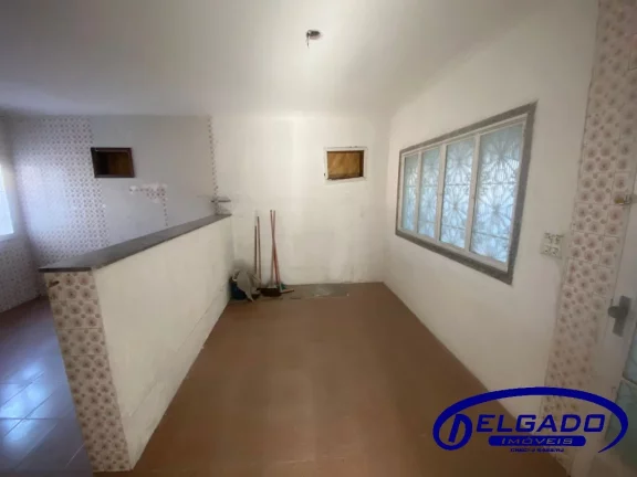 Imagem DELGADO aluga CASA PARA FINS COMERCIAIS no CENTRO de Itaboraí-RJ., 5 quartos, 2 salas, 4 banheiros, 4 vagas de garagem, 280m².