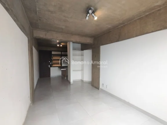 Imagem Loft Estiloso com Design Industrial no Coração da Cidade