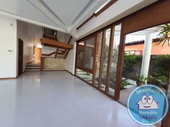 Imagem Vendo casa excepcional com design exclusivo em Porto Seguro