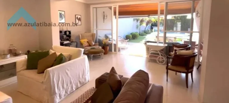 Imagem Casa de Alto Padrão no Condomínio Flamboyant, Atibaia