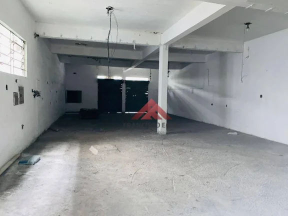 Imagem Galpão para alugar, 700 m² por R$ 7.500,00/mês - Santa Rosa - Niterói/RJ