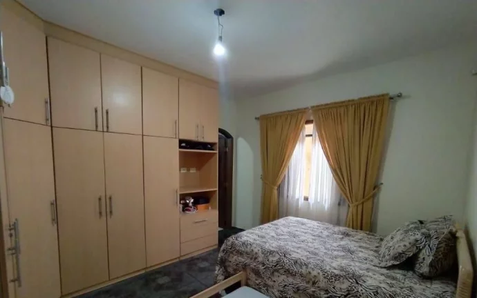 Imagem Sobrado com 5 dormitórios à venda, 340 m² por R$ 750.000,00 - Jardim Das Oliveiras - Jacareí/SP