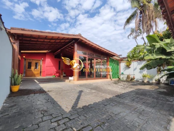 CASA À VENDA NO CENTRO DE UBATUBA-SP