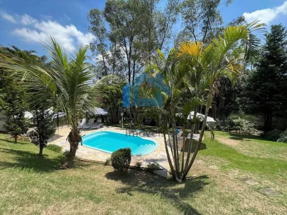 Imagem Casa à venda, linda, confortável e lazer na Granja Viana!