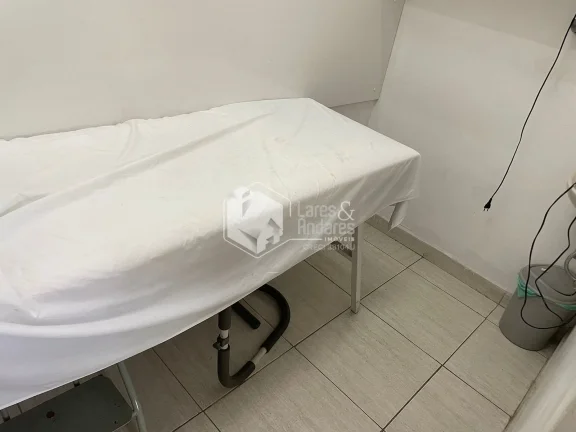 Imagem 2 Casas à venda, Comercial/ Residencial Totalmente Independente ( Sendo 3 Dormitórios e 1 suíte) - Santa aateresinha (Zona Norte), São Paulo, SP