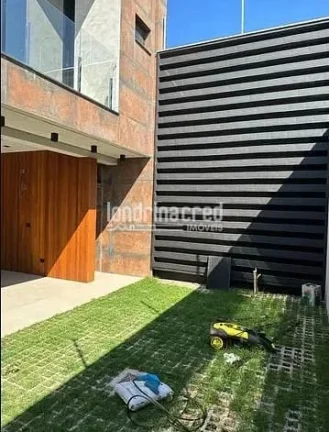 Imagem Casa à venda 3 Quartos, 2 Suites, 2 Vagas, 250M², Jardim Santa Alice, Arapongas - PR