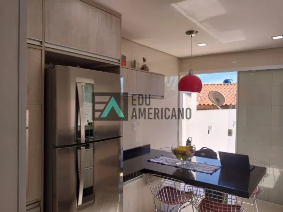 Imagem Casa com 2 suítes Atibaia
