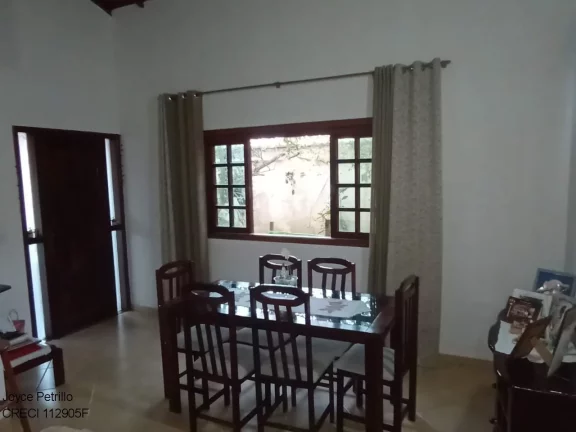 Imagem Casa 2 Dormitórios sendo 1 suíte e Edícula. A Venda em Peruíbe. Excelente Acabamento e Espaço Para Piscina.