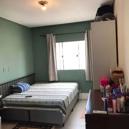 Imagem Apartamento mobiliado de 2 dormitórios sendo 1 suíte e 1 vaga no bairro Santa Regina em Camboriú