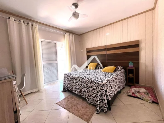 Imagem CASA TRIPLEX NO CAMPO GRANDE COM 5 DORMTS - PROXIMO A LINHA DO VLT