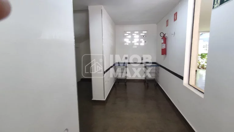 Imagem Apartamento a vendas SQN 306 2 quartos elevador 2 banheiros