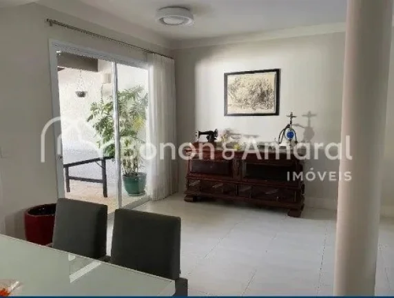 Imagem Casa de Condomínio com 3 Quartos e 5 banheiros, 290 m² San Conrado