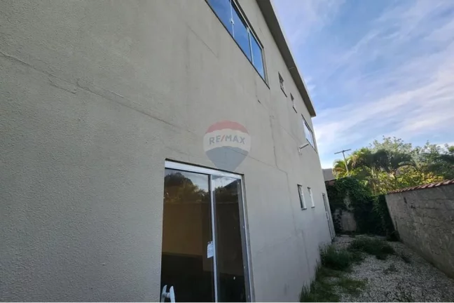 Imagem Prédio Comercial à Venda em Maricá/RJ | 2 Pavimentos| 2 lojas e 4 salas | 324m² Construídos