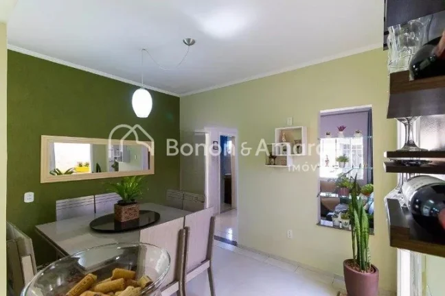 Imagem Imóvel amplo à venda com 3 quartos e 2 banheiros no total. Este imóvel está bem equipado O imóv...