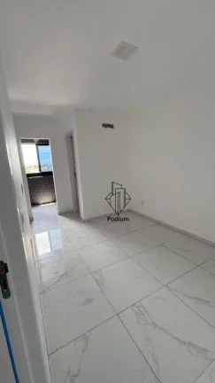Imagem Apartamento com varanda/sacada no bairro do Portal do Sol- AP2710.