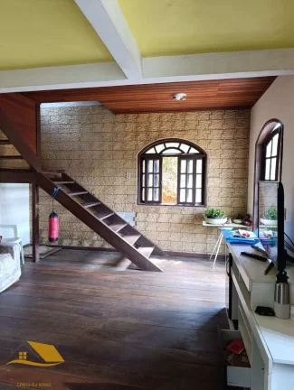 Imagem Vendo Casa em Varginha com Terreno 470 mts² e 125 mts² de Edificação