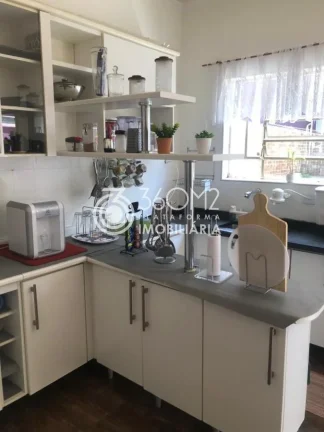 Imagem Sobrado para Venda em Santo André / SP no bairro Parque Jaçatuba