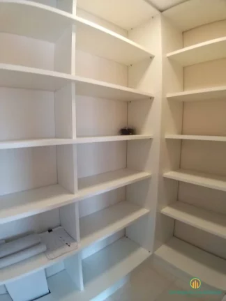 Imagem Charmoso apartamento na melhor localização da Granja Viana