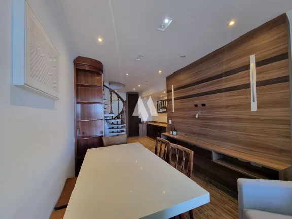 Imagem Cobertura Duplex com Piscina Privativa e Vista Livre para o Mar