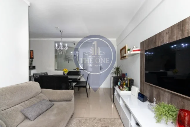 Imagem Imperdível apartamento à venda na Aclimação, São Paulo-SP! 3 quartos, 1 suíte, 2 salas, 2 banheiros, 1 vaga, 65m².