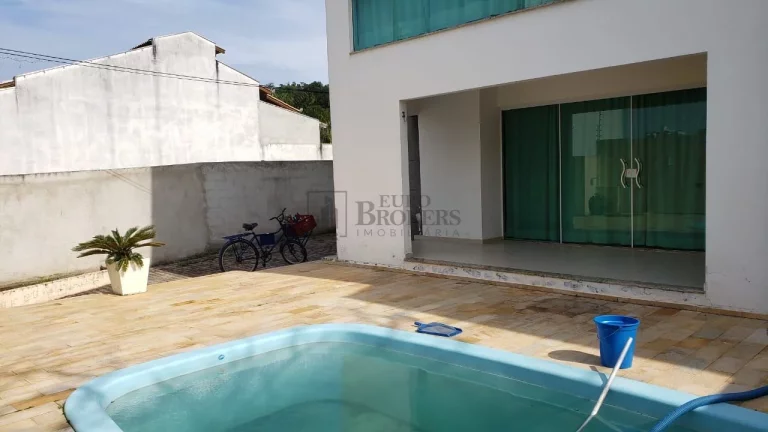 Imagem Ótima casa com 4 dormitórios na Praia dos Amores