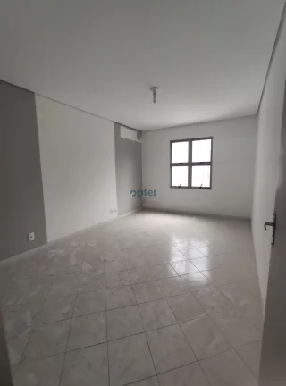 Imagem Sobrado com 6 salas, 3 vagas na frente 182 M² - VILA ASSUNÇÃO - SANTO ANDRÉ/SP