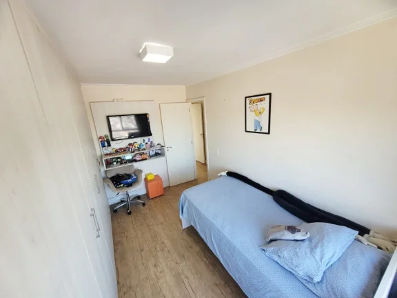 Imagem Apartamento 137M², 3Q, 1 Suíte, 4 Banheiros, 2 Vagas, Varanda, Condomínio Clube, Academia, Piscina, Sauna, Salão de Festas, Churrasqueira, Personal.