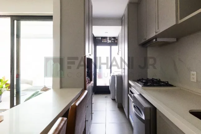 Imagem Apartamento para locação em São Paulo-SP, Cerqueira César: 2 quartos, 2 suítes, 3 salas, 1 vaga - 92m². Venha conferir!