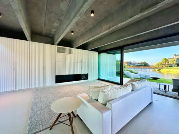 Imagem Casa em Condominio 3 Dormitórios - Bairro xangri-la