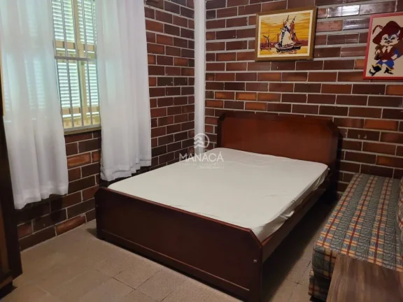 Imagem Casa Espaçosa 03 quartos no Centro - Barra Velha - SC